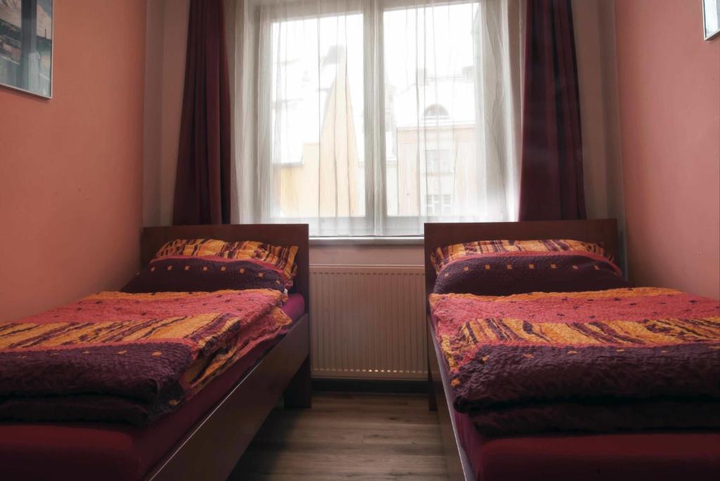 Penzion U Vinotéky Nymburk Exterior foto