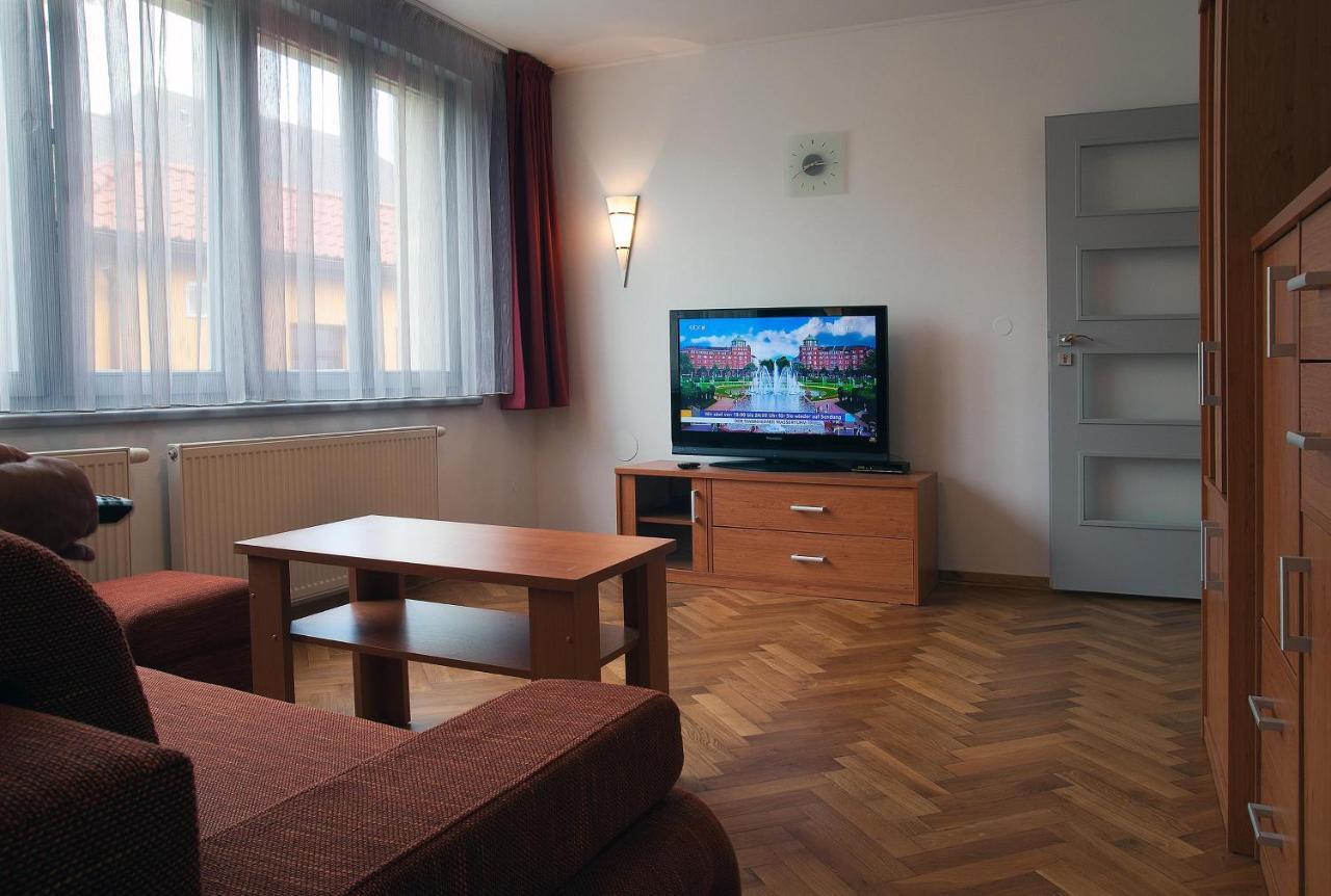 Penzion U Vinotéky Nymburk Habitación foto